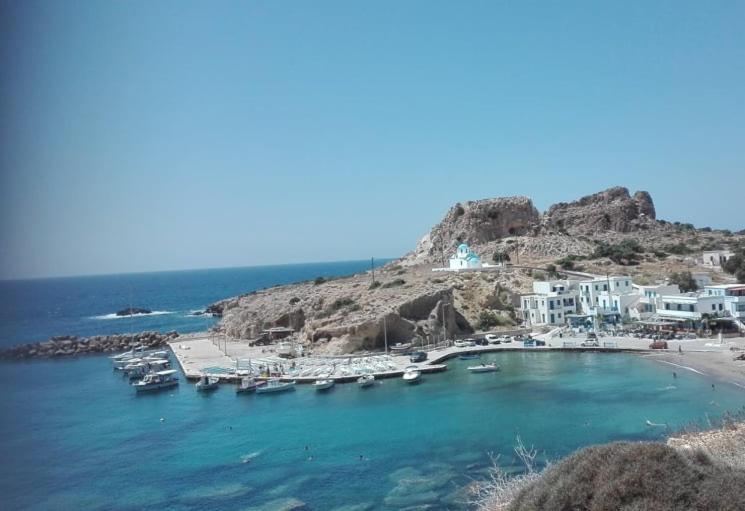 Arkasa Karpathos Seafront Paradisos Foiníkion Exterior foto