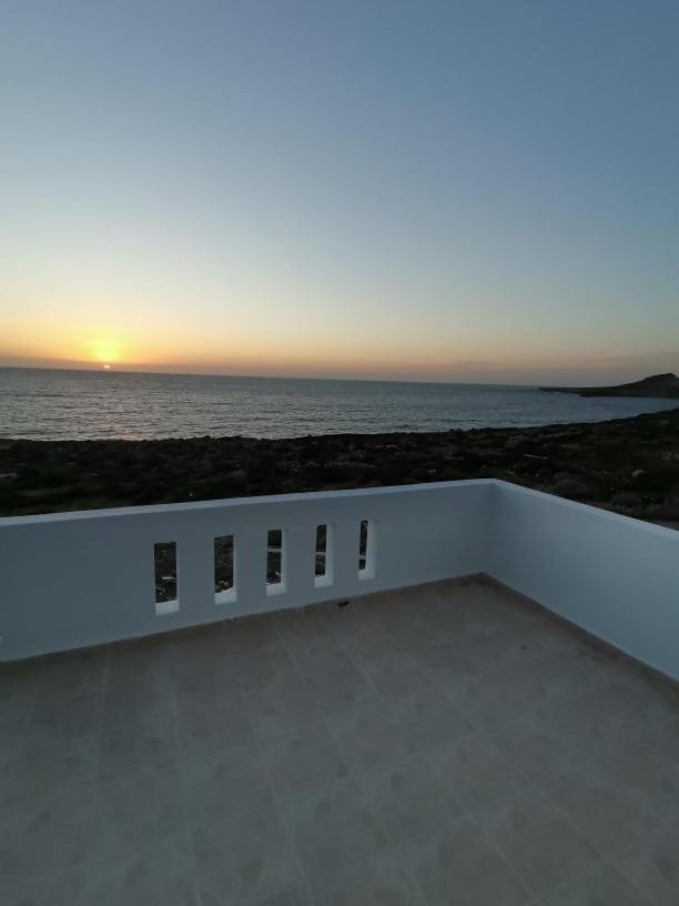 Arkasa Karpathos Seafront Paradisos Foiníkion Exterior foto